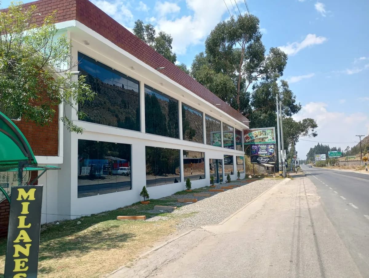 Estación & Grifo La Huaycha - Toma 4