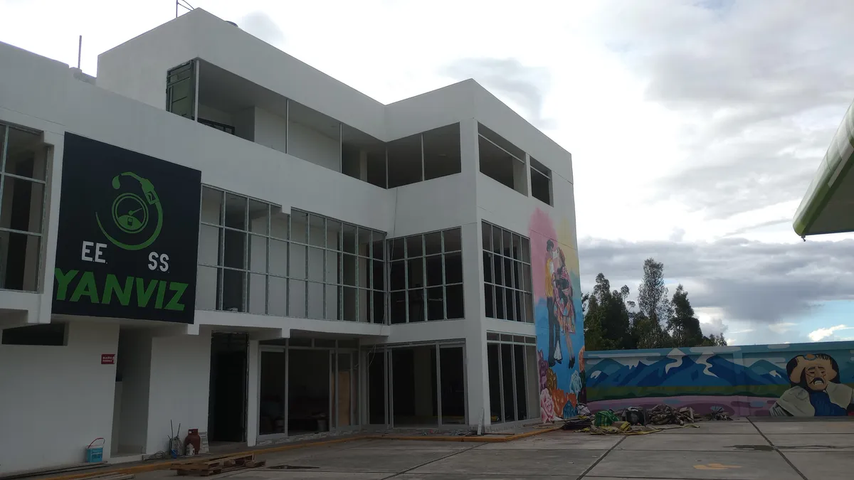 Proyecto en Grifo La Huaycha