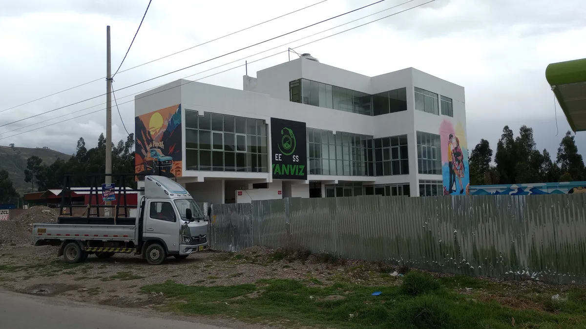 Proyecto en Grifo La Huaycha