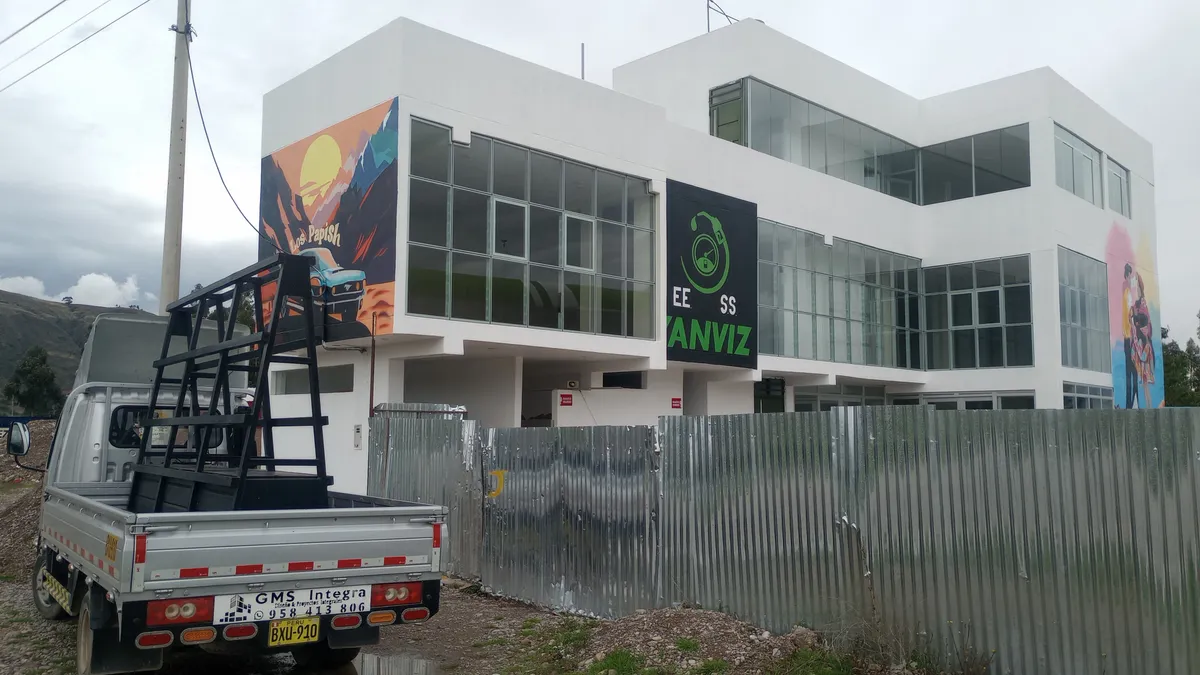 Proyecto en Grifo La Huaycha