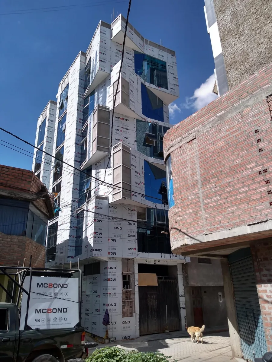 Proyecto en Génesis El Tambo