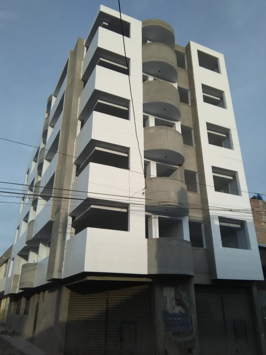 Proyecto en Edificio La Cantuta
