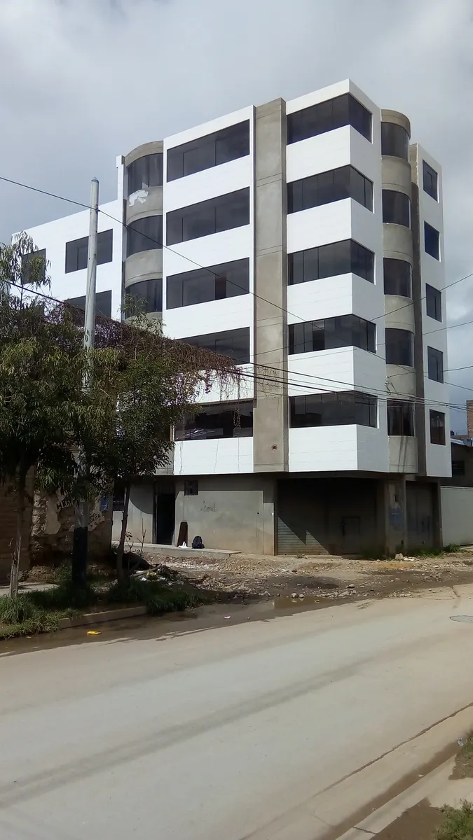 Proyecto en Edificio La Cantuta